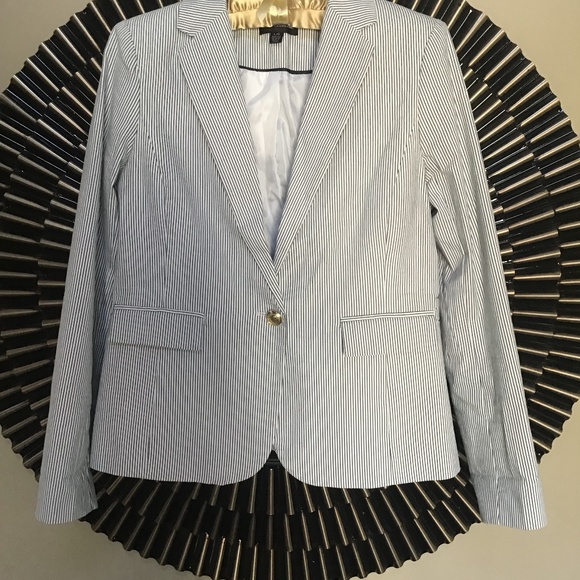 Dalia Collection fitted Blazer - Picture 1 of 5